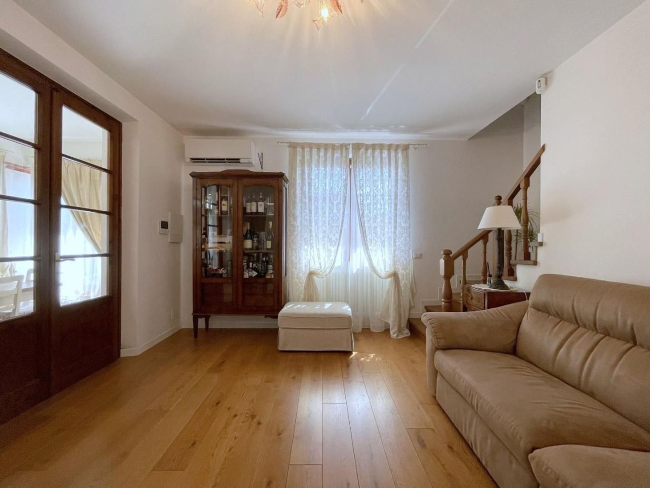 Villa de 5 dormitorios en Camaiore, Italy No. 365194