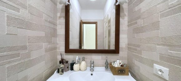 Villa de 5 dormitorios en Camaiore, Italy No. 365194 19