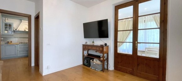 Villa de 5 dormitorios en Camaiore, Italy No. 365194 11