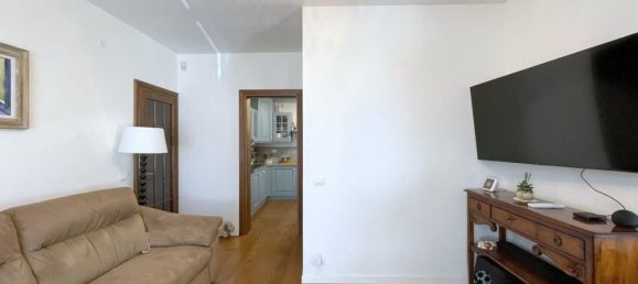 Villa de 5 dormitorios en Camaiore, Italy No. 365194 10