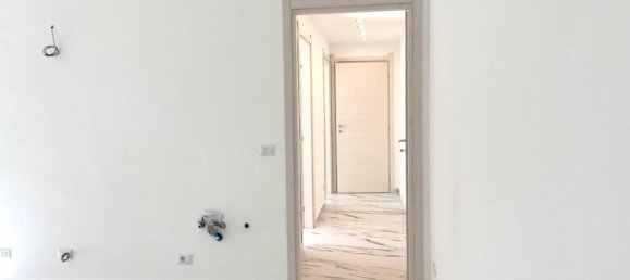 2 bedrooms Apartment in Milan, Italy No. 314249 12