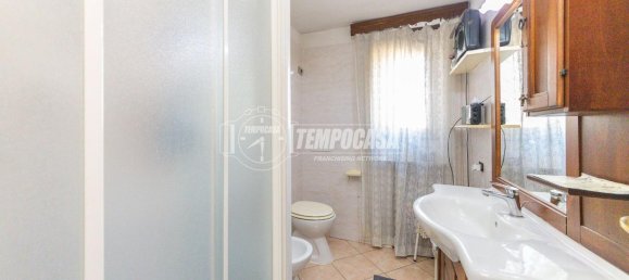 3-salle Appartement à Rome, Italy No. 232769 17
