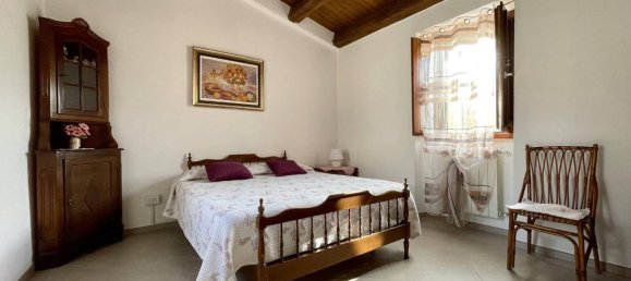 4 rooms House in Caporciano, Italy No. 92227 6