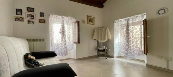 4 rooms House in Caporciano, Italy No. 92227 8