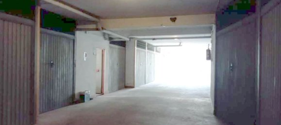 Гараж с 1 комнатой в Рим, Италия № 331217 12