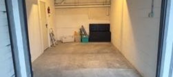  Garage in Cadiz, Spain No. 155476 2