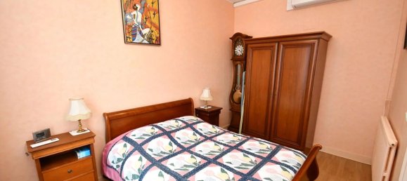 Casa de 3 dormitorios en Les Pavillons-sous-Bois, France No. 183783 12