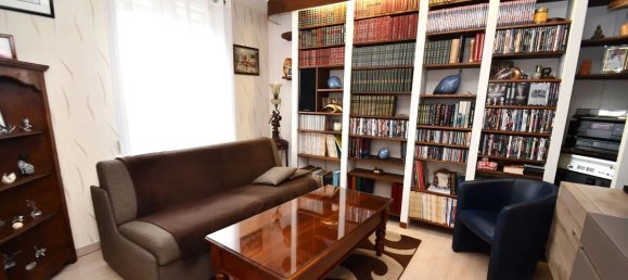 Casa de 3 dormitorios en Les Pavillons-sous-Bois, France No. 183783 2