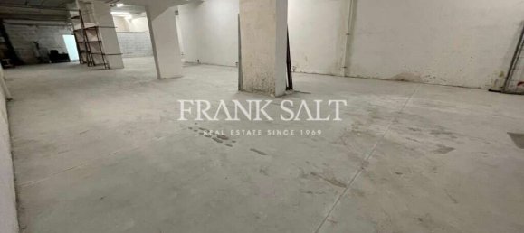 Oficina en Gzira, Malta 600 m² No. 13378 5