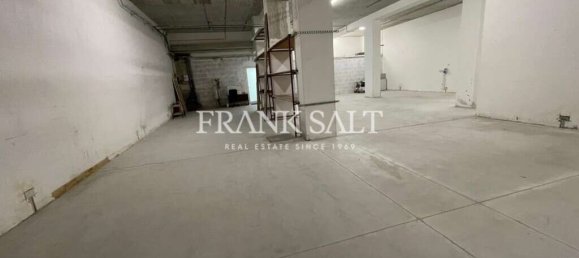 Oficina en Gzira, Malta 600 m² No. 13378 6