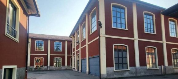 5 rooms Apartment in Monza, Italy No. 37537 49