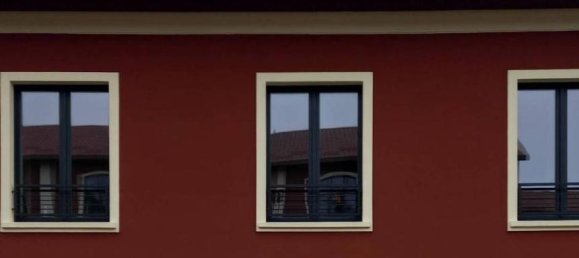 5 rooms Apartment in Monza, Italy No. 37537 4