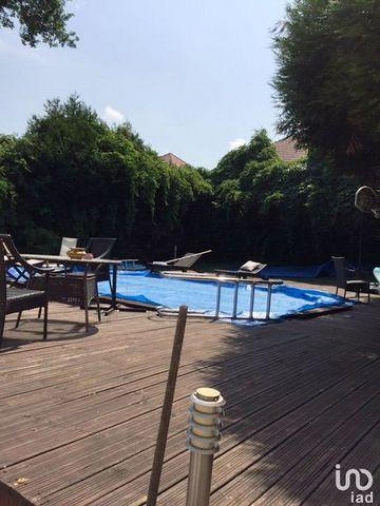 Casa de 5 dormitorios en Piscop, France No. 8082