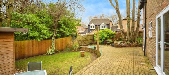 5 bedrooms House in Chatham, United Kingdom No. 10558 17