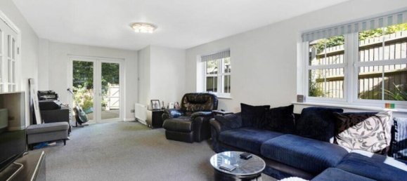 5 bedrooms House in Chatham, United Kingdom No. 10558 19