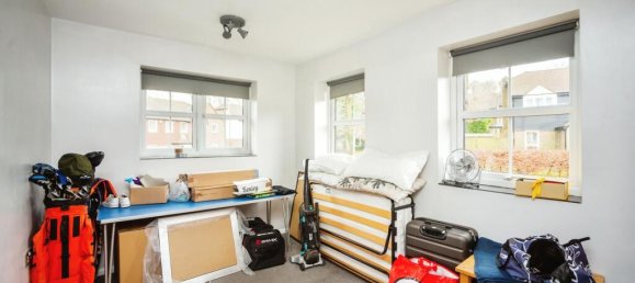 5 bedrooms House in Chatham, United Kingdom No. 10558 7