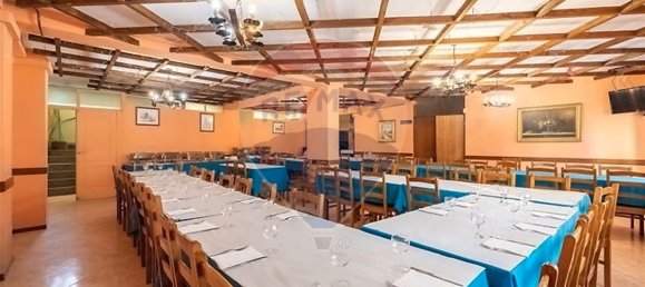 Gewerbliche Immobilie in Rio Tinto, Portugal 278m², Nr. 60064 3