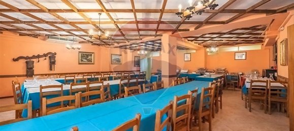 Gewerbliche Immobilie in Rio Tinto, Portugal 278m², Nr. 60064 2