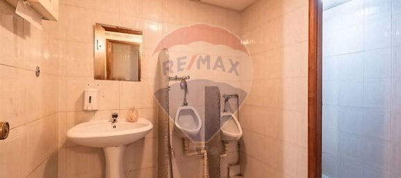 Gewerbliche Immobilie in Rio Tinto, Portugal 278m², Nr. 60064 5