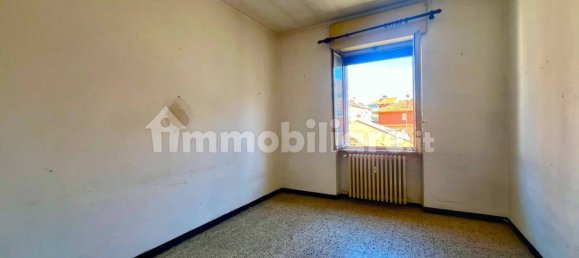 Apartamento de 2 dormitorios en Alba, Italy No. 281842 8