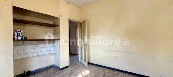 Apartamento de 2 dormitorios en Alba, Italy No. 281842 5