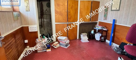 Casa de 3 dormitorios en Bourges, France No. 244479 7