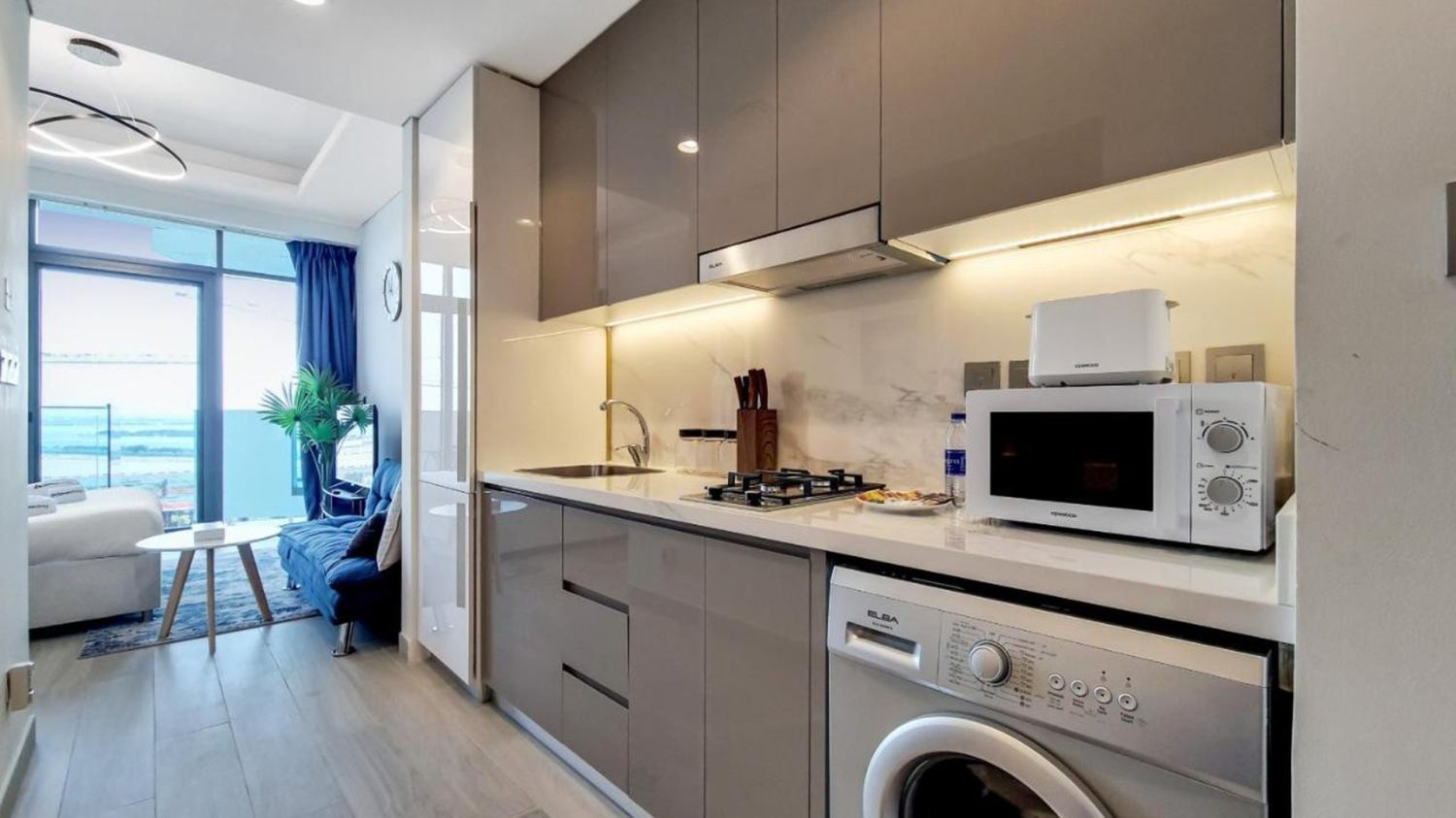 Квартира с 1 спальней в AZIZI FARHAD, Dubai Healthcare City, ОАЭ № 60359