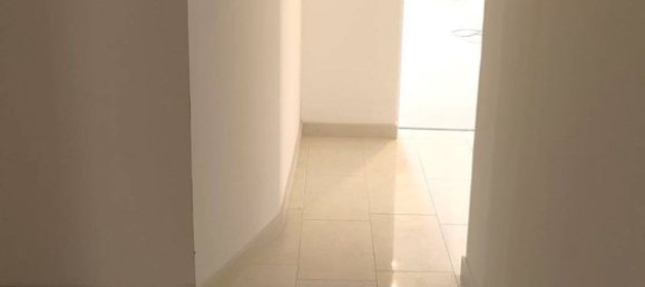 3 bedrooms Apartment in Bologna, Italy No. 63082 11