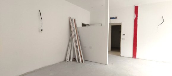 3 bedrooms Apartment in Bologna, Italy No. 63082 9