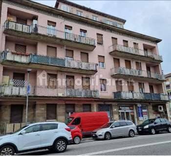 1 bedroom Apartment in Varese, Italy No. 11296