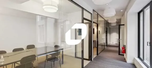 925m² Office in Paris, France No. 302399 7