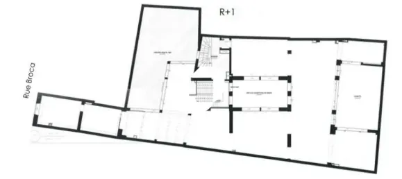 925m² Office in Paris, France No. 302399 14