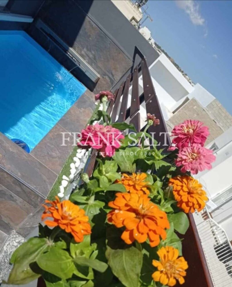 3 bedrooms Apartment in Saint Julian's, Malta No. 5020