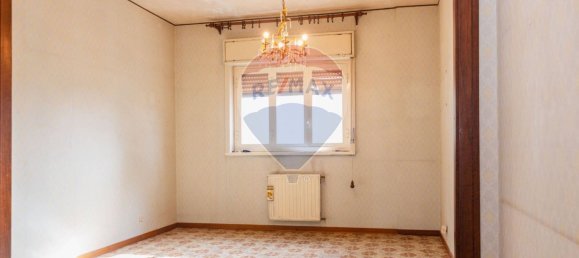 5 rooms Apartment in Catania, Italy No. 63962 10