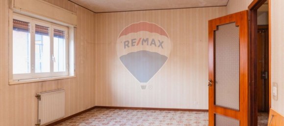 5 rooms Apartment in Catania, Italy No. 63962 13