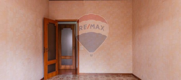 5 rooms Apartment in Catania, Italy No. 63962 20