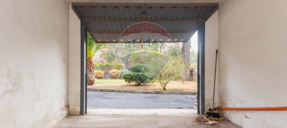 5 rooms Apartment in Catania, Italy No. 63962 40