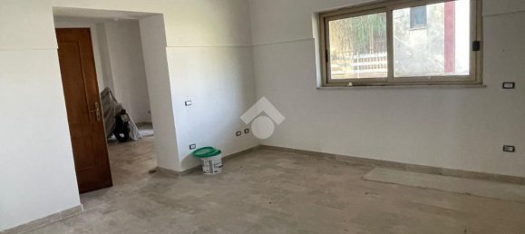 Дом с 4 комнатами в Кастрокьело, Италия № 178079 14