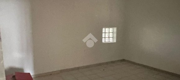 Дом с 4 комнатами в Кастрокьело, Италия № 178079 15