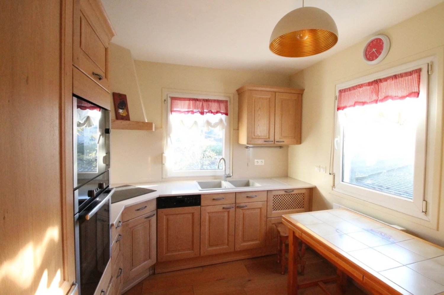 Apartamento de 2 dormitorios en Creil, France No. 47465