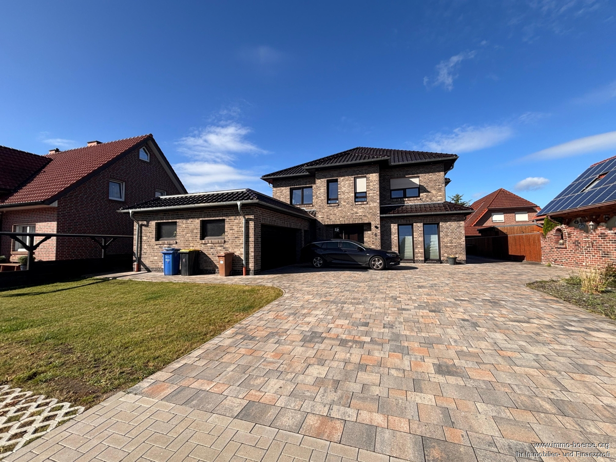 7-salle Maison de ville à Cloppenburg, Germany No. 353814