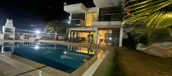 Villa 3+1 in Kargicak, Turkey No. 16726 5