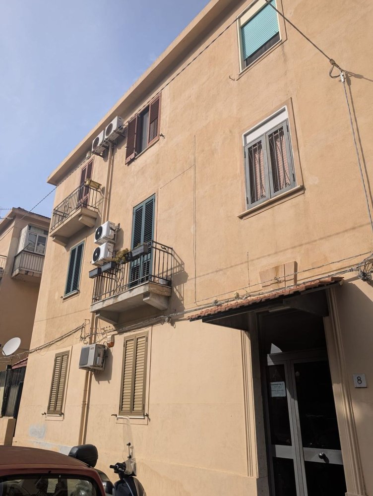Apartamento T4 em Messina, Italy N.º 346284