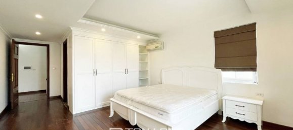 4 bedrooms House in Long Bien, Vietnam No. 685 14