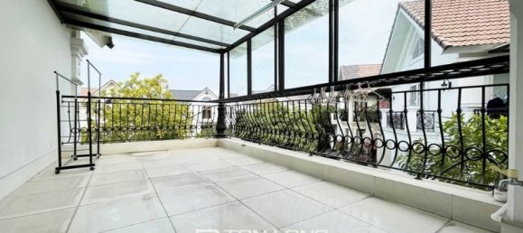 4 bedrooms House in Long Bien, Vietnam No. 685 22