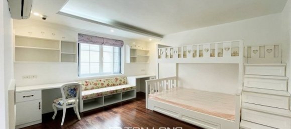 4 bedrooms House in Long Bien, Vietnam No. 685 16