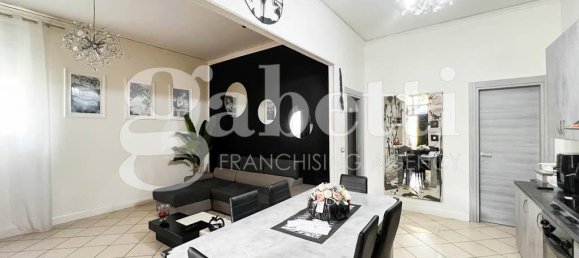 4 rooms Duplex in Orta di Atella, Italy No. 107422 13