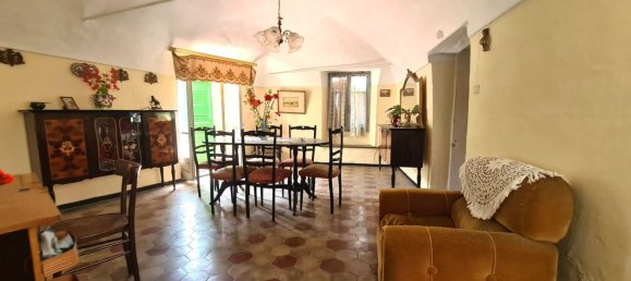 4 rooms House in Castelbianco, Italy No. 284335 6