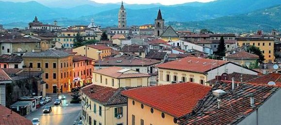 4 غرف نوم شقة في Pistoia, Italy رقم 234329 2