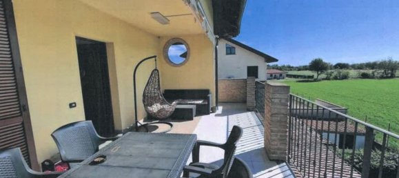 2 rooms Duplex in Casorezzo, Italy No. 137906 3